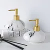 Płynny dozownik mydła europejski ceramiczny pojemnik na marmurkowatą butelkę domowy makijaż do usuwania szamponu szampon
