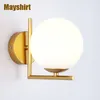 مصباح جدار داخلي زجاجي حديثة LED LED Bedroom Sconecte Lighting Tiptures حمام مرآة أضواء الدرج ديكور دور علوي منزلي