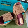 Sandálias de grife para homens Mulheres Itália Luxo Floral Floral Slippers Designers Slides feminino São de verão Sandália de borracha plana Flip Flip Tamanho 36-45