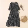 Feestjurken Limiguyue Zwart bedrukte jurk zomer dunne v-neck drawstring dames maxi lange vintage Boemian geplooide vestidos rapel J457