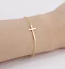 10 -stcs B009 Goud zilver horizontale zijwaartse zijwaartse armband eenvoudige kleine kleine religieuze kruisarmband cool Faith Christian Cross B5309342