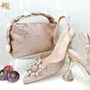Kleiderschuhe 2024 Nigerianische Marke Silber Frauen Mode elegant spitzs Zehen und Bag Set Sandals Designer