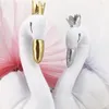 Figurines décoratives 3d Golden Crown Swan mignon art mural suspendu fille poupée en peluche animal de tête pour enfants.