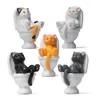 Кошка на туалетной смоле дома, украшение, фигурная фигура кукол ландшафтные аксессуары сказочный сад миниатюры настольные модели 240408