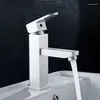 Waschbecken Wasserhähne Becken Wasserhahn einzelner Loch klassischer eleganter Raum Aluminium Kälte und Wassermischer Hahn