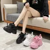 Sapatos casuais Summer feminino que aumenta a altura 9,5cm de moda respirável confortável tênis de malha de malha tamanho 34-39