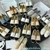 Loafer Espadrilles Canvas Shoes100 ٪ من المصمم الجلدي الحقيقي Lambbskin Summer Spring Flats الحجم 34-42 Womans أحذية مريحة غير رسمية مسترخ