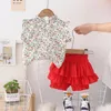 Kledingsets babymeisjeskleding 9 tot 12 maanden Outfit 2024 Zomerbloemen Stand Up Up-kraag korte mouwen T-shirts en shorts Children's