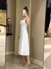 Abiti casual Insta Sling Dress 2024 White White White High Alta elegante Slim Sexy Sexy Vaccation Style Gonna