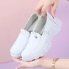 Chaussures décontractées en cuir véritable semel épais petit blanc pour infirmières femmes