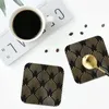 Bord Mats Art Deco Design Luxury Fans Coasters Läder Placemats Non-Slip Isolation Coffee Home Kitchen Dining Pads Set of 4