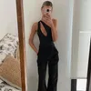 Kvinnors jumpsuits 2024 Fashion Solid Color One Shoulder klippt ut rygglöst smal passform smickrande ärmlös sexig jumpsuit shorts kvinnor