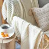 Blankets Nordic Sofa Blanket 3D Knitted With Tassel Solid Color Woven Breathable Shawl Bedspread Home Decor