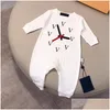 Rompers v Luxury Designer Baby Newborn Set New Born Jumpsuits Brand Girls kläder Romper Overalls Jumpsuit Kids Bodysuit för Dro Otlul