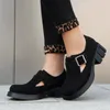 Elbise Ayakkabı 2024 Büyük Boyut 43 Kadın Retro Yuvarlak Ayak Toka Strap Siyah Yaz Vintage Tıknaz Topuklar Rahat Yürüyüş Ayakkabı Günlük Pompalar