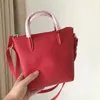 Omuz Çantaları Kadınlar Crossbody Su Geçirmez Taşınabilir PVC Alışveriş Çantaları Seyahat Çocukları