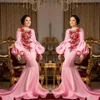 Saudi Arabic Pink Prom Dresses 2018 broderiblommor Satin sjöjungfru aftonklänningar trumpetärmar svep Train Women Formal Party 7439054