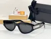 نظارة شمسية مصممة للرجال 618 صيف الأزياء مثلث الطليعة UV400 نظارات النمط النمط