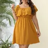 Kvinnaklänningar Summer Square Collar Short Sleeve Ruffle Decor Mini Dress Elastic High midja Solid Color Loose Hem Plus Size 240411