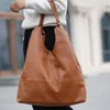 Tapés sac à main de grande capacité sacs sacs fourre-tout pour les femmes Soft Vow Cow Le cuir de vache sac à bandoulière Lady Casual Shopping Underarm Big