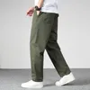 Calça de calça masculina Fechamento de zíper reto Casual Casual com vários bolsos de calça de cor sólida na cintura para o outono do verão