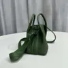 2024 NY LORO WOMENS BAG Bale Mini Handväska Vatten hinkväska Kalv Läder Enkel axelväska Crossbody Handväska för kvinnor