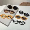 Lunettes de soleil Vintage Small Small Femmes ovales pour hommes 2024 Designer Sun Glasses Punk Classic Shades
