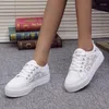 Sapatos casuais Mulheres 2024 Moda Summer Summer Lace White Lace