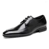 Dress Shoes 2024 Aankomst formele mannen Black Brown Banquet Classic Leather Brand Fashion Shoe Man Social For Heren