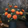 Fiori decorativi fiore di seta artificiale per decorazione del matrimonio europeo tè di tè rosa camelia fai da te casa e giardino 1 pc 2 pezzi 2024