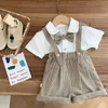 Set di abbigliamento 2024 Summer Children Case Set Codice in stile Cotton College Strishers Swiust Sut Solid White Shirt Include il papillon per 0-6y