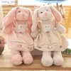 دمى Plush Creative Funny Rabbit Dolls 38cm 48cm محشوة ألعاب أرنب أرنب ناعم يرتدي فستان جميل للأطفال هدية عيد ميلاد Y240415