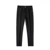 Brand de créateur de jeans masculin Top Top Luxury Fashion Européen noir polyvalent élastique classique Slim Fit 38aj
