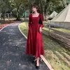 Lässige Kleider Kleid für Frauen Herbst langärmeliges Quadratkragen Überknee Lange schwarze Frau Vestido de Mujer Femme Robe