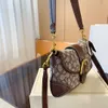 Дизайнеры сумки знаменитость Bumbag Crossbody Bag Женщины мужчина роскошная сумка для сумки кросс -сумочка модная сумка для плеча Классическая коричневая бомба фанни пачка сумочка для кросс -кубика сумка