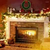Flores decorativas 30 cm Decorações de natal grinaldas para porta pendurada quarto armário de árvores de cozinha arcos de arestões de arcos de atmosfera decoração