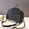 Hobo kvinnors lås chic nit handväskor kväll koppling designer varumärke lady axel väskor skal clip pack tassel liten crossbody väska