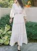 Summer Femmes Long Robe vintage White Boho Lace Robes Femme Femme Hollow Out Dames Elegant Loose Beach Holiday Vestidos 240415