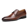 Dress Shoes 2024 Aankomst formele mannen Black Brown Banquet Classic Leather Brand Fashion Shoe Man Social For Heren