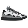2024 Neue Schuhe Casual Leder Curb Sneakers Designer Kleid Schuhe Frauen außergewöhnliche Sneaker -Kalbsleder -Gummi -Nappa -Plattform -Plattform -Herren -Wandertrainer Big Size 46