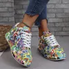 Casual schoenen dames sneakers 2024 mode geschilderde graffiti vetersporten voor vrouwen plat pu lederen dames rennen