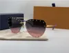 Luxurywomen Z0984e Quothe Partyquot Pilot Studed Sunglasses Gold Blue Gradient Len Designer Sunglasses Nouveau avec Box8182444