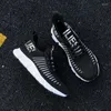 Casual Shoes Summer Men's Mesh Tennis Sneakers Breattable Soft Sole Lightweight Outdoor vandring bekväm att köra vulkaniserad