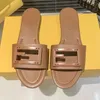 Nuovo designer Slifori sandali di lusso per donne Summer Slide Sliders Sandals Woman Mules Sandles Beach Scarpe