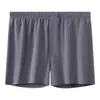 Underbyxor andningsbara sovande shorts mäns sömlösa isilke med brett ben elastisk midjeband för sommarkomfort
