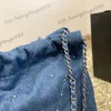 Femmes Luxury Blue Denim Coin Shopping Sac à épaule Bagage de grande capacité avec sangle à main de chaîne argentée sacs à main