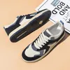 Casual Shoes Board Männer Sneaker Low Top Anti-Rutsch-Sprengstil Trendy All-Match bequeme Outdoor-Gehensschuh im Freien im Freien