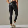 Aktywne spodnie Kobiety Czarna skóra PU Sexy Leggings Spodnie grube rozciąganie Pantalon zużycie siłowni