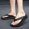 Slippers Flip Flops Summer Fashion Breatch Casual Chaussures Men de plage Sandale Sandale Outdoor Carton Astronaute Sneakers Garden S