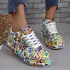 Casual schoenen dames sneakers 2024 mode geschilderde graffiti vetersporten voor vrouwen plat pu lederen dames rennen